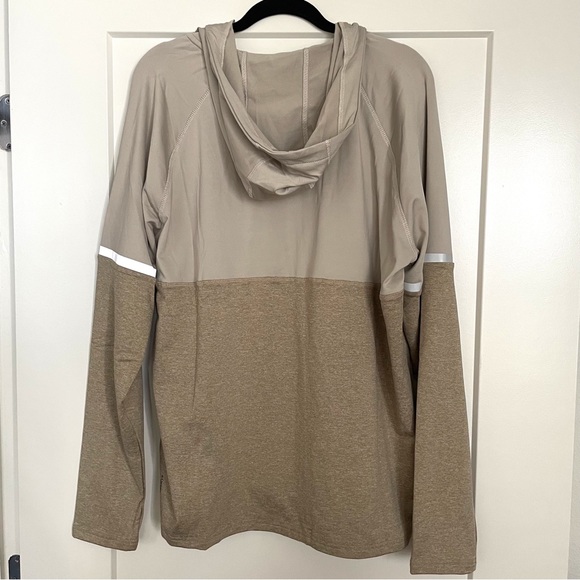 NWT Eddie Bauer Motion Collection - Men’s Quarter Zip Hoodie, Brown/Tan (Size L) - Picture 3 of 8